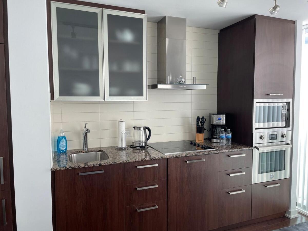 Luxury 2br 2bath With Parking And Balcony